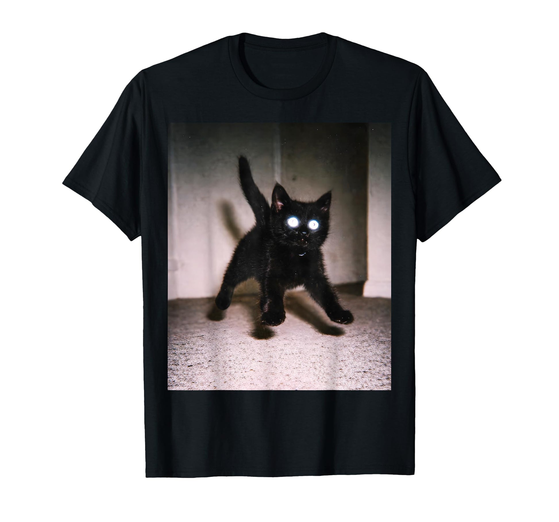 Funny Scared Startled Cat Jumping T-Shirt - Casual Everyday Wear Unisex - T-Shirt, Sweatshirt, Hoodie
