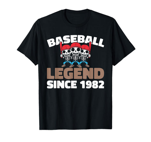 Born 1982 Baseball Sport Player Team T-Shirt - Streetwear Style Unisex - T-Shirt, Sweatshirt, Hoodie
