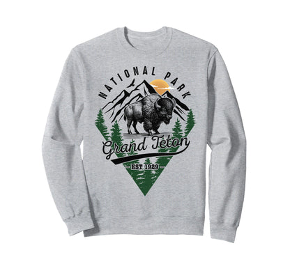 Hiking Grand Teton National Park Sweatshirt - Aesthetic Graphic for Adults - T-Shirt, Sweatshirt, Hoodie