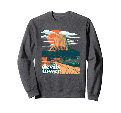 Devils Tower Monument Sweatshirt - Trendy Graphic Unisex - T-Shirt, Sweatshirt, Hoodie