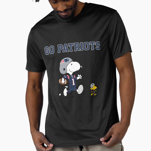 Snoopy Go Patriots T-Shirt - Casual Everyday Wear Men Women - T-Shirt, Sweatshirt, Hoodie
