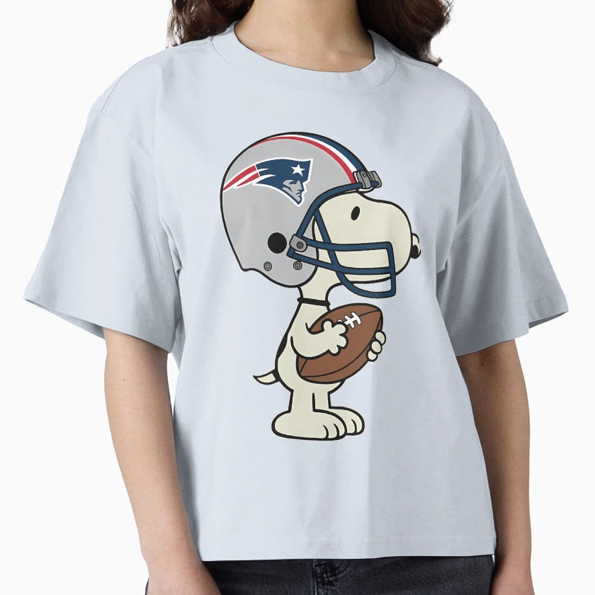Snoopy New England Patriots Game Day T-Shirt - Casual Everyday Wear Unisex - T-Shirt, Sweatshirt, Hoodie