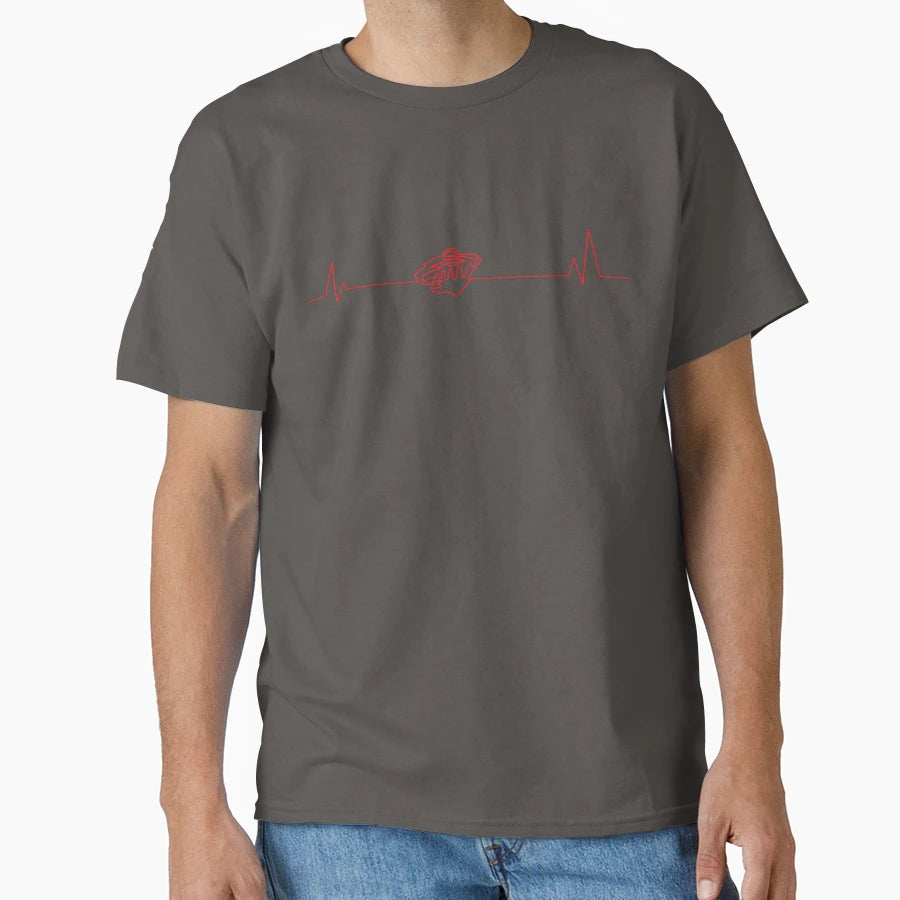 Minnesota Hockey Heartbeat Pulse T-Shirt - Streetwear Style Unisex - T-Shirt, Sweatshirt, Hoodie