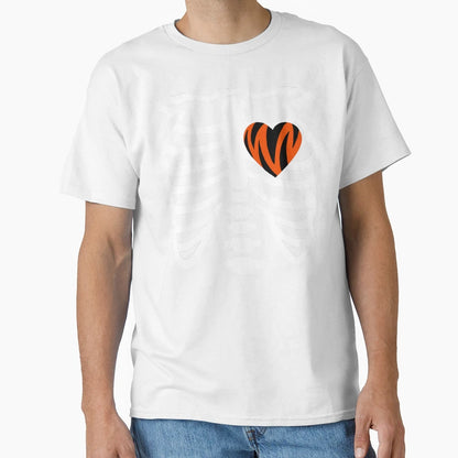 Tiger Heart T-Shirt - Streetwear Style Unisex - T-Shirt, Sweatshirt, Hoodie