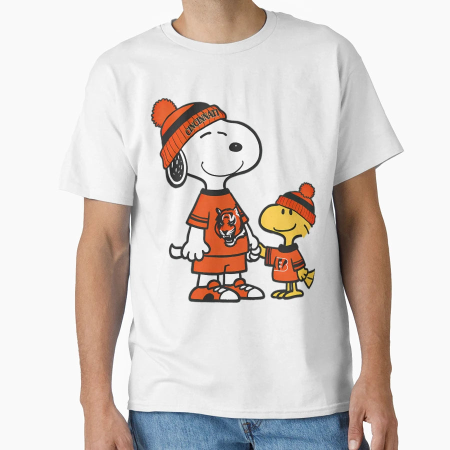 Snoopy Cincinnatis Sports T-Shirt - Novelty Apparel Men Women - T-Shirt, Sweatshirt, Hoodie