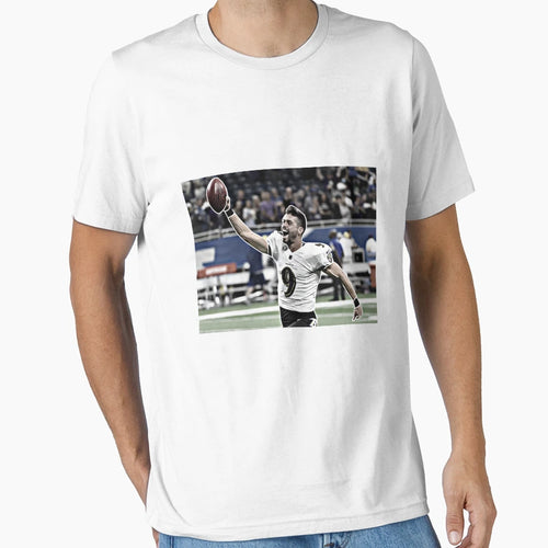 Justin Tucker Simple T-Shirt - Casual Everyday Wear for Adults - T-Shirt, Sweatshirt, Hoodie