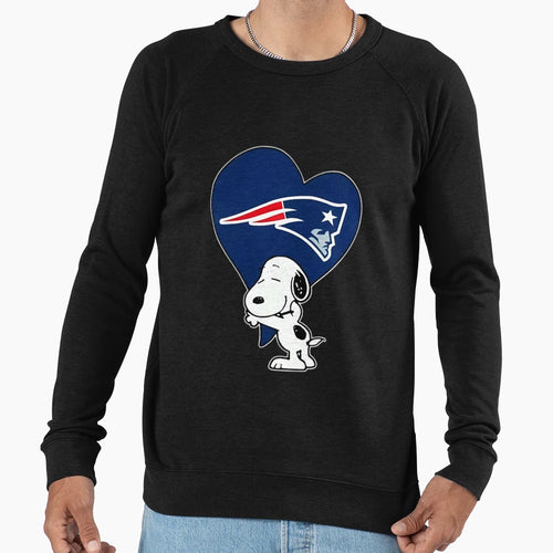 Snoopy New England Patriots Sweatshirt - Minimalist Print Men Women - T-Shirt, Sweatshirt, Hoodie