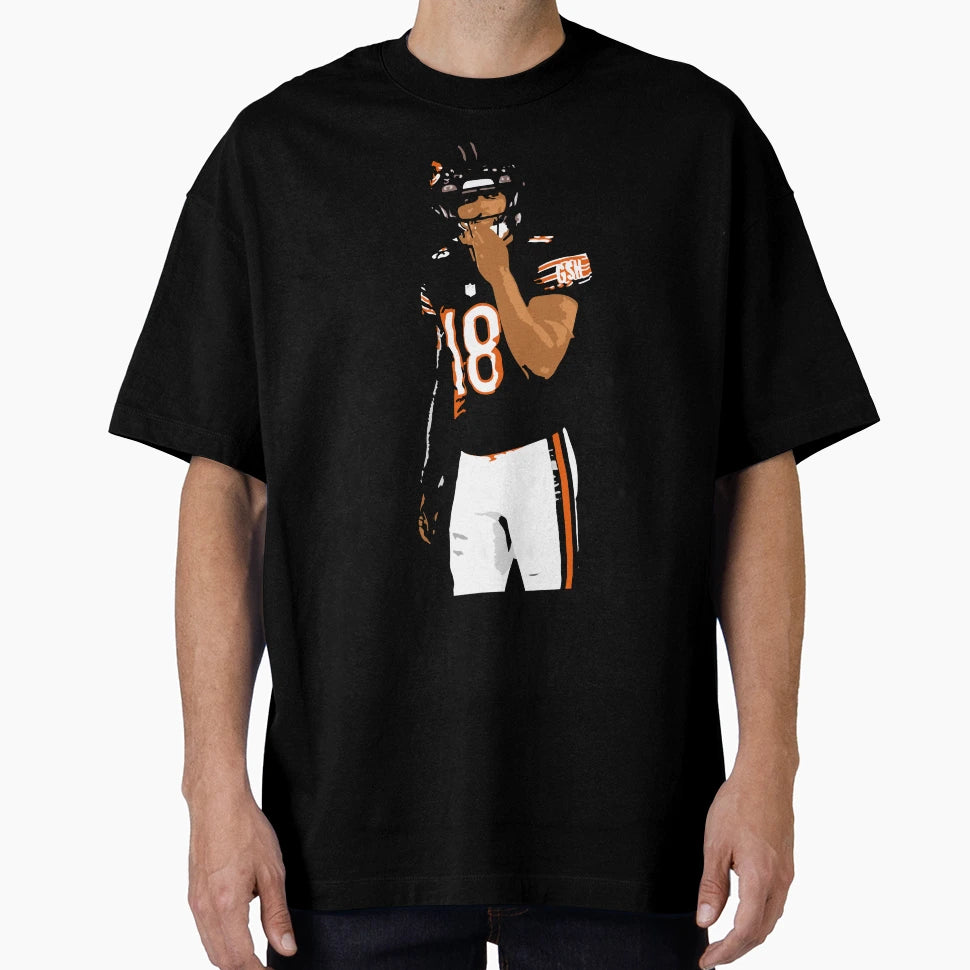 CW 18 Chicago Bears Art T-Shirt - Custom Art Print for Adults - T-Shirt, Sweatshirt, Hoodie