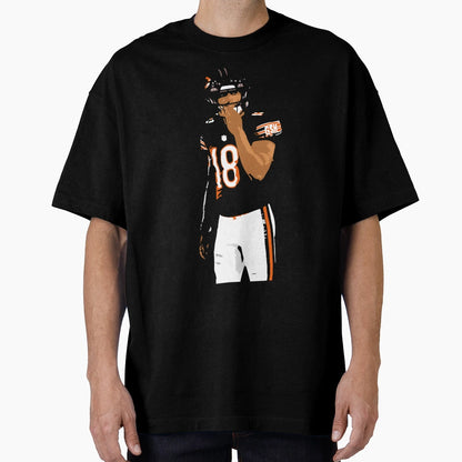 CW 18 Chicago Bears Art T-Shirt - Custom Art Print for Adults - T-Shirt, Sweatshirt, Hoodie