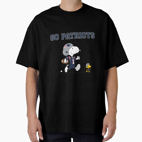New England Patriots Snoopy Go T-Shirt - Casual Everyday Wear Unisex - T-Shirt, Sweatshirt, Hoodie