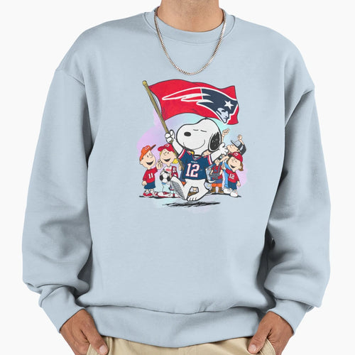 Snoopy New England Patriots Game Sweatshirt - Minimalist Print Men Women - T-Shirt, Sweatshirt, Hoodie