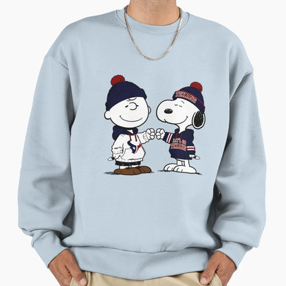 Charlie Brown And Snoopy Nfl Sweatshirt - Minimalist Print Men Women - T-Shirt, Sweatshirt, Hoodie
