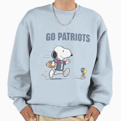 Snoopy Running Football Go Sweatshirt - Casual Everyday Wear Men Women - T-Shirt, Sweatshirt, Hoodie