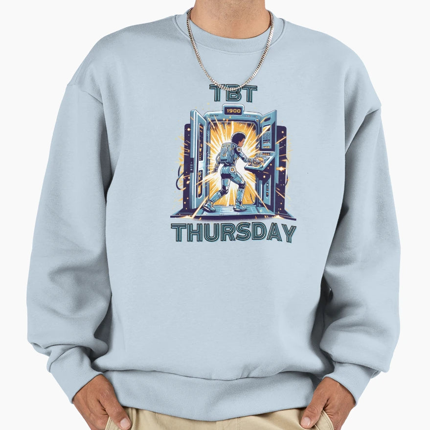 Thursday Sweatshirt - Minimalist Print Unisex - T-Shirt, Sweatshirt, Hoodie