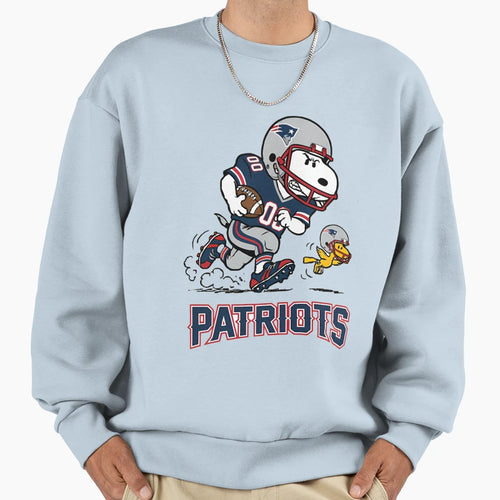 Snoopy And Woodstock New England Sweatshirt - Graphic Print for Adults - T-Shirt, Sweatshirt, Hoodie