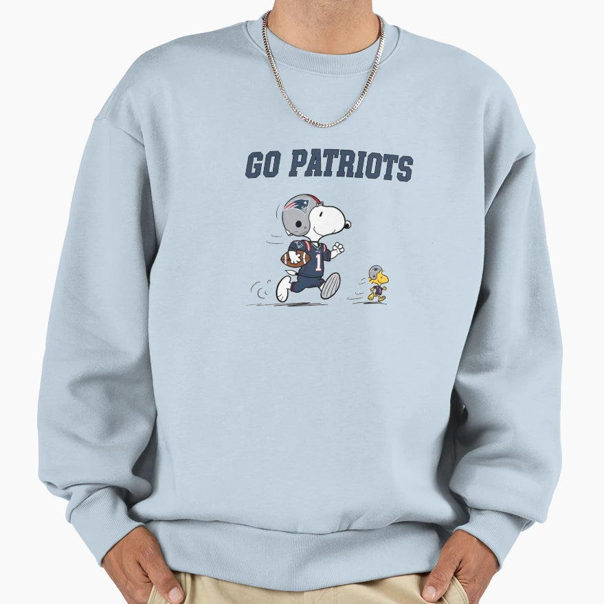 Go Patriots Sweatshirt - Graphic Print Unisex - T-Shirt, Sweatshirt, Hoodie