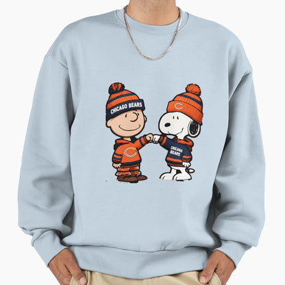Chicago Bears Snoopy Chicago Sweatshirt - Casual Everyday Wear Men Women - T-Shirt, Sweatshirt, Hoodie