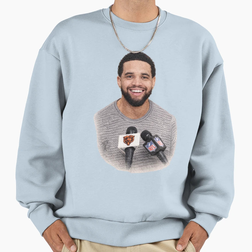 CW Knit Art Chicago Football Star Sweatshirt - Streetwear Style Unisex - T-Shirt, Sweatshirt, Hoodie