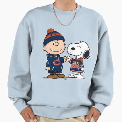 Charlie Brown And Snoopy Nfl Sweatshirt - Novelty Apparel Men Women - T-Shirt, Sweatshirt, Hoodie