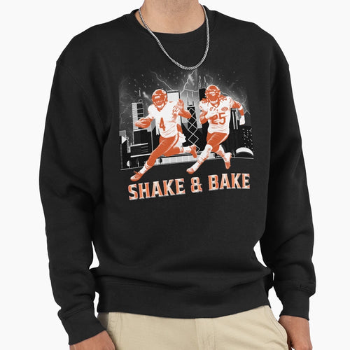 Chicago Football Swift And Sweatshirt - Casual Everyday Wear Unisex - T-Shirt, Sweatshirt, Hoodie