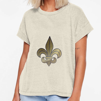 Golden Fleur De Lis Zlatna Ljiljan T-Shirt - Minimalist Print for Adults - T-Shirt, Sweatshirt, Hoodie